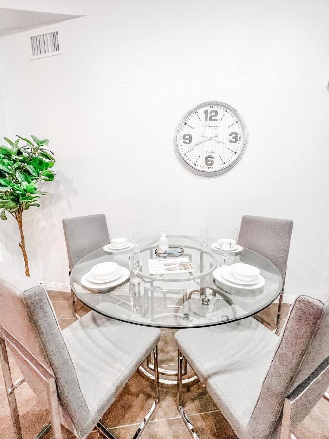 Gaslamp 2Bdrm - W Parking & 4 Beds #404 Hotell San Diego Exteriör bild