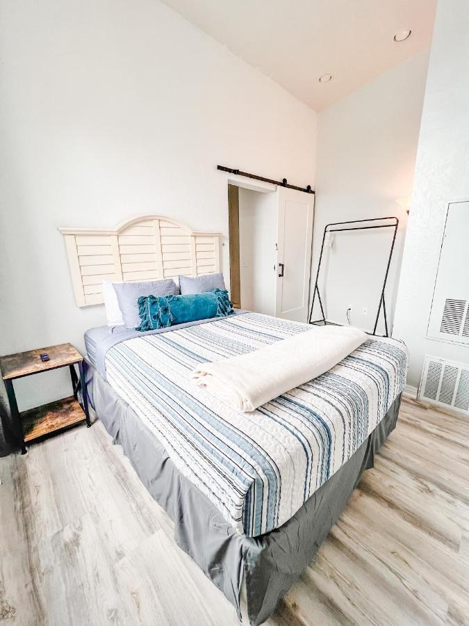 Gaslamp 2Bdrm - W Parking & 4 Beds #404 Hotell San Diego Exteriör bild