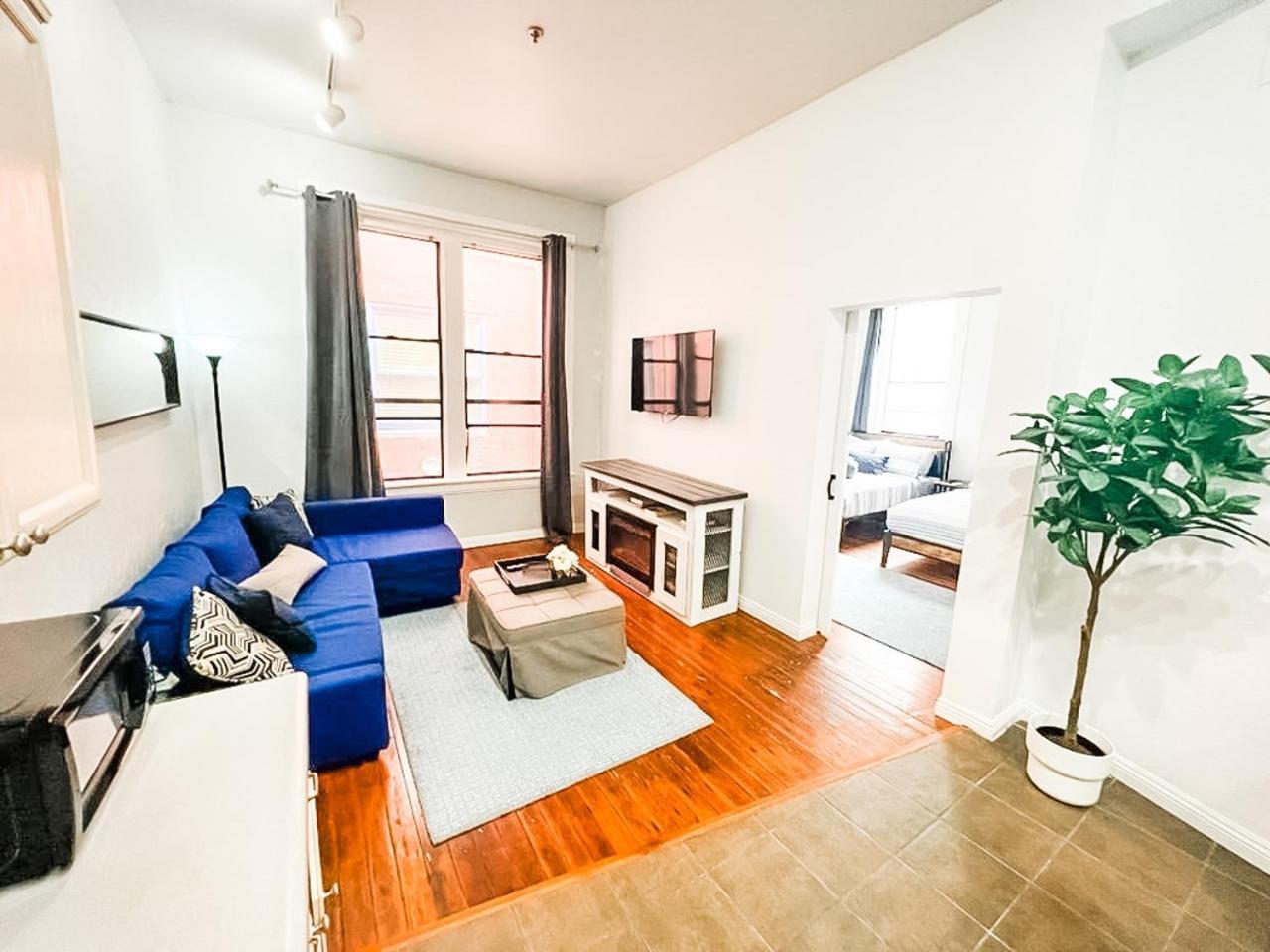 Gaslamp 2Bdrm - W Parking & 4 Beds #404 Hotell San Diego Exteriör bild